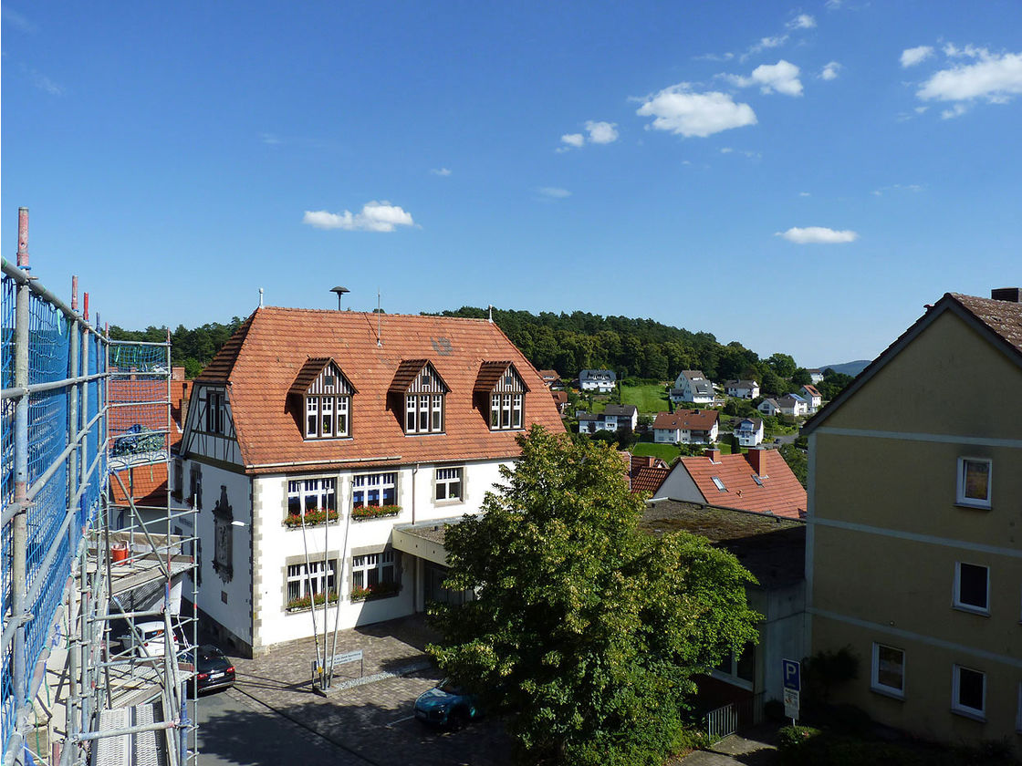 Zimmereiarbeiten an St. Cescentius (Foto: Karl-Franz Thiede)